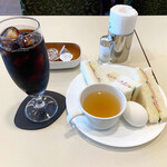 喫茶室ルノアール - モーニング・サービス
             C ハムキュウリサンド・玉子・スープ +150円
            （OPEN〜12:00）
            水出しアイスコーヒー 730円