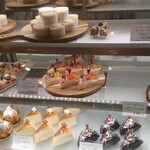 Patisserie rencontre - 冷蔵ケース1