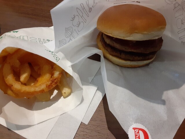 ダブルハンバーガーいただきました By Tenpe124 モスバーガー 太平通店 荒子 ハンバーガー 食べログ
