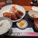 博多海鮮丼屋 どん舞 - 