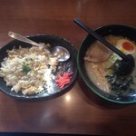 北海道らーめん奥原流 久楽 - チャーハン　塩ラーメンハーフ