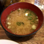 かつれつ四谷たけだ - 味噌汁です。ネギです。