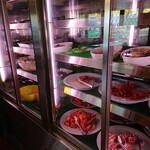 味仙荘 - 野菜、サラダ、杏仁豆腐等もあってバリエーション豊か。