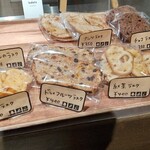 Bread & Coffee by MOTOTECA