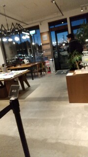 ブレッド アンド コーヒー バイ モトテカ - 