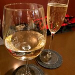 Kamenohe - 白ワインとスパークリングワイン