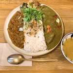 アオヤギ食堂 - あいがけカレー　1,100円