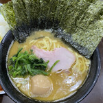 ラーメン 杉田家 千葉祐光店 - 