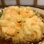 そばの神田 東一屋 - えびかき揚げに着目する。