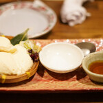 海の日  - 汲み上げ ざる豆富