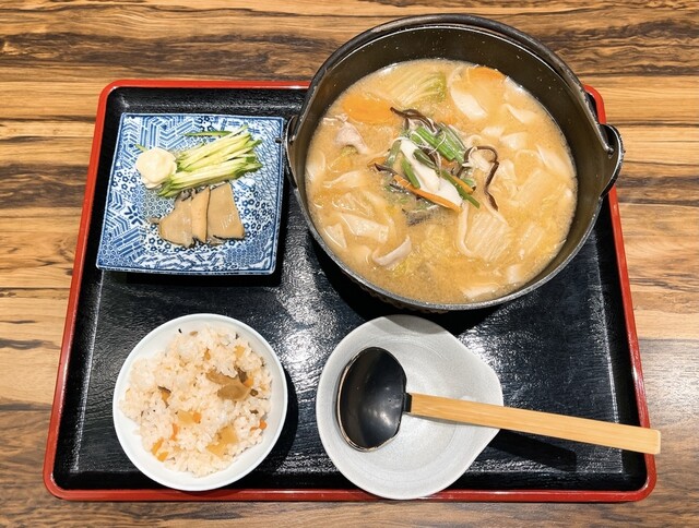 そば ほうとう 郷土料理 信玄 甲府 郷土料理 その他 食べログ そば ほうとう 郷土料理 信玄 甲府 郷土料理 その他 食べログ