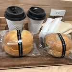 The Most Bakery & Coffee - ベーグルサンドとコーヒー