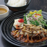 近江牛 岡喜 - 里のきのこの照り焼きﾊﾝﾊﾞｰｸﾞ