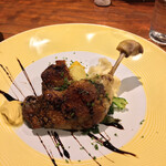 ビストロ ボナップ - 鴨モモ肉のコンフィ