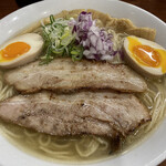 麺処 うきとみ - 塩ラーメン大、味玉TP