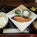 となりの食堂 - 銀鮭の塩麹焼(御飯軽め)
