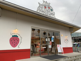 BonBon BERRY cafe - 2020/12/2 ランチで利用。
                        外観の様子。