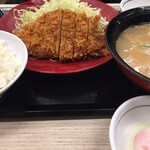 Tonkatsu Katsuya - とんかつ定食 豚汁大と温泉たまご