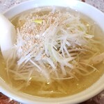 四季 - ネギ塩ラーメン900円！