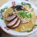 のり吉ラーメン - 宮崎ラーメンの代表です550円込