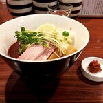 RAMEN GOTTSU - 燻製油そば+ミニ辛肉玉