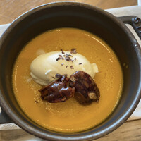 THE THEATRE TABLE - 南瓜のプリン