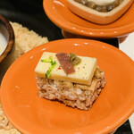 ナベノ-イズム - ・L’Amuse-bouche
      　近隣老舗（大心堂、種亀）とのコラボスナック