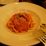 ビストロ ハッチ - 本日のパスタ（ピデ・アマトリチャーナ）1100円