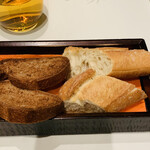 ナベノ-イズム - ・La Baguette
      　フランスから空輸のバゲット