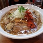 麺と肉 だいつる - 豚骨醤油のめっちゃ濃いやつ ２辛