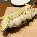 和み処 男山 - でも、６品の中の一番はこの「雲丹と帆立の変わり寿司」✧*｡(ˊᗜˋ*)✧*｡