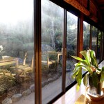 古民家ごはん 利久 - 店内