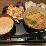 夢吟坊 レミィ五反田店 - 京風うどんのセット