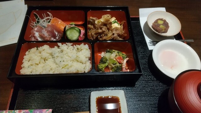 真鯛のだししゃぶ 五徳料理 しんせ 新浜松 魚介料理 海鮮料理 ネット予約可 食べログ