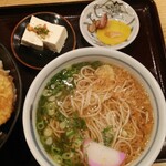 そば元 - 日替り定食(かけそば、冷奴、漬物)