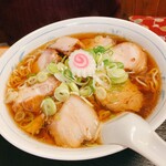 あきん亭 - チャーシュー麺(大盛り)
            
            チャーシューは最初からガンガン食べましょう！