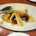 ラ･マンチーナ - 鱚、真子鰈、獅子唐、南瓜のフリット