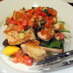 ラ･マンチーナ - 薩摩軍鶏のロースト、夏野菜・マンゴーにピリ辛サルサソース