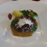 デュ・ヴァン・ハッシシ - 牧草牛のステーキグリーンペッパーソース