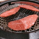 焼肉あきら - 立派なミスジ!!