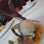 ル・ヴァンテール - 8種のフルーツスープ仕立アールグレイのアイスクリーム