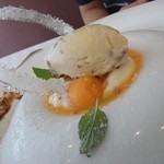 ル・ヴァンテール - 月のフレッシュチーズアイスクリーム