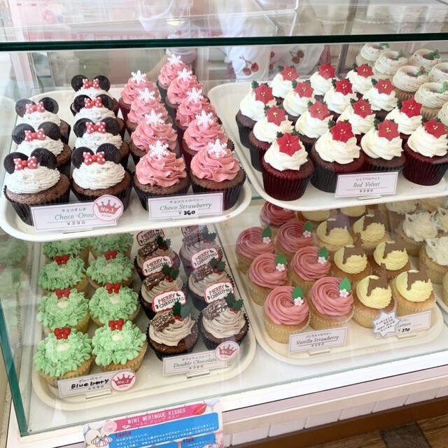 ロンドン カップケーキ 名古屋店 London Cupcakes 覚王山 ケーキ 食べログ