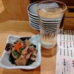 立ち寿司横丁 - お通しと酒