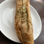 ブーランジェリー エルポール - ガーリックフィセル　青森産にんにくを使用した自家製フィーリング