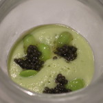 ア・ニュ ルトゥルヴェ・ヴー - だだちゃ豆のエスプーマ　キャビア添え   (2012/08)