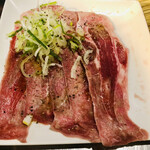 焼肉ダイニングなんべんでん - 