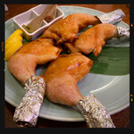 うず潮屋 - ひな鶏骨付きもも焼き