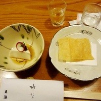 玄海 本店 - 小鉢：水無月豆腐　とりせんべい