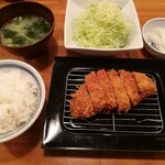 Tonkatsu Katsuju - 鹿児島黒豚ロースかつ定食